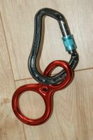 Klettersachen, teils neu, Sicherungshaken /Ösen Gurte, Karabiner Bayern - Hausen Oberfr. Vorschau