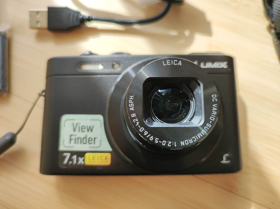 Digitalkamera Panasonic DMC-LF 1 LUMIX, Leica Zoom in Trier