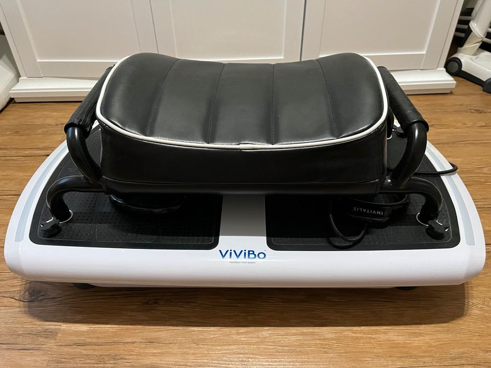 Vivibo Vibrationsplatte mit Sitz, wie neu in Dierdorf