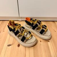 Sandalen H&M Innovation Colour Story 2021 Pankow - Prenzlauer Berg Vorschau