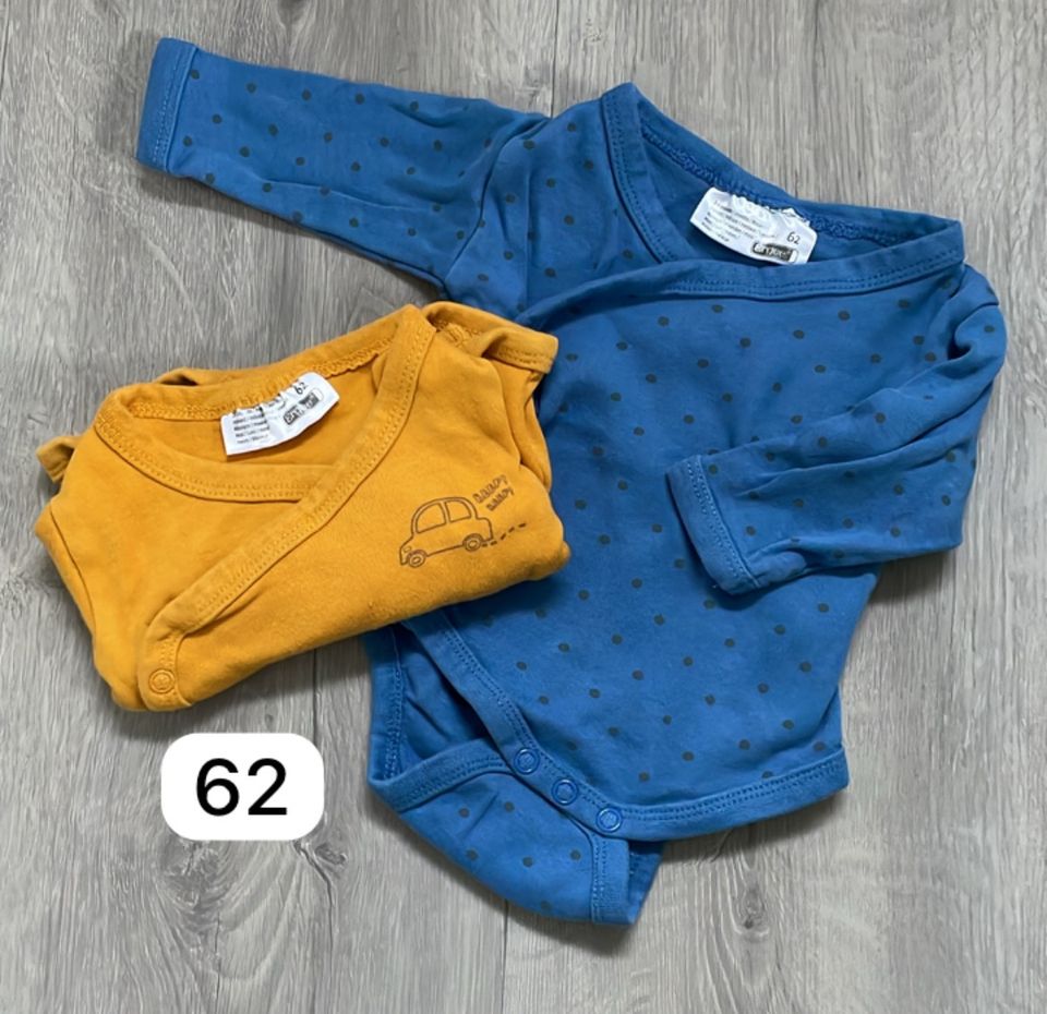 Baby Kleidung 62  H&M sOliver staccato in Holtgast