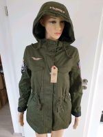 Parka Tally Weijl mit Aufnäher Größe 34/36/38/40 Rheinland-Pfalz - Ludwigshafen Vorschau