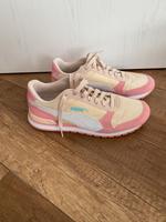 Puma Turnschuhe Sportschuhe Gr.39 Nordrhein-Westfalen - Neuss Vorschau