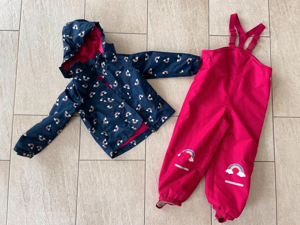 Regenjacke Regenhose 98/104 in Schleswig-Holstein - Bad Bramstedt |  Babykleidung Größe 98 kaufen | eBay Kleinanzeigen ist jetzt Kleinanzeigen