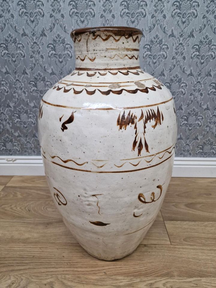 Große Vase mit Ständer | Blumenvase in Hamburg