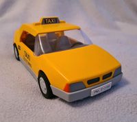 Taxi mit Fahrer und Fahrgästen von Playmobil Bayern - Hattenhofen Vorschau