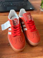 Adidas Gazelle Sneaker rot neu Nordrhein-Westfalen - Hagen Vorschau
