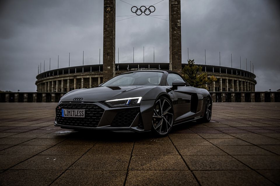 Audi R8 V10 Spyder Facelift mieten Cabrio Roadster Sportwagen Hochzeitsauto in Berlin