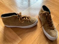 Neuwertig! Seltene Converse Sneakers / Chucks , Gr. 40 Leipzig - Leipzig, Südvorstadt Vorschau