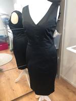 Damen Cocktailkleid schwarz neu. Seidenglänzend gr 36/38 Hessen - Gernsheim  Vorschau