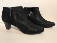 Gerry Weber Gr. 38 Leder , schwarz , 6 cm - NEU Nordrhein-Westfalen - Versmold Vorschau