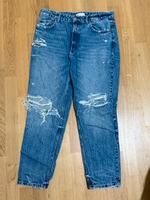 ZARA Jeans mit Löchern Niedersachsen - Wolfsburg Vorschau