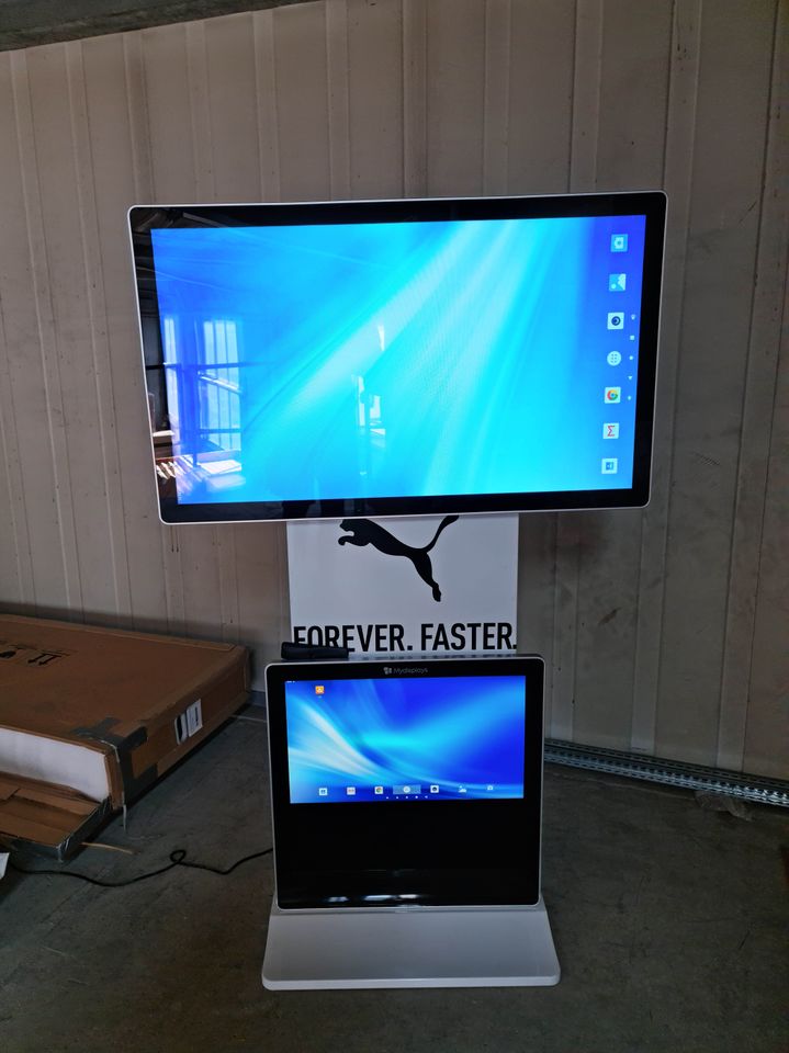 Digital Signage Stele Swivel / Touchscreen Monitor / Werbung in Burscheid