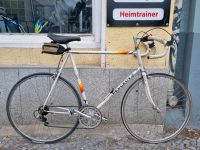 28 Zoll Peugeot Rennrad leicht sofort Fahrbereit Berlin - Neukölln Vorschau