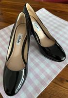 High Heels Pumps Clarks Lackleder Gr 36 NEU Brandenburg - Altlandsberg Vorschau