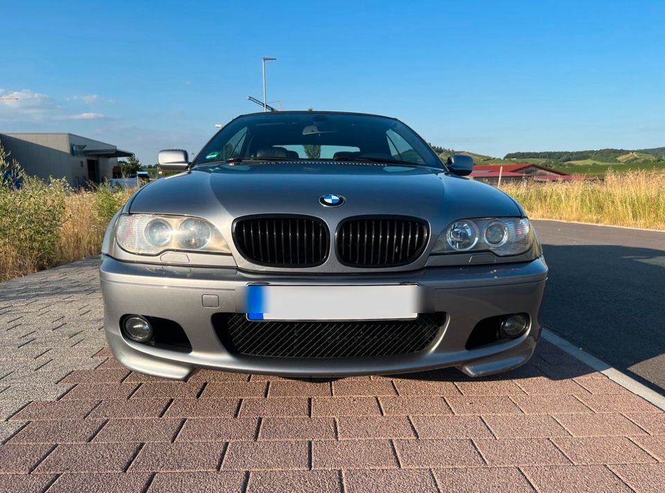 BMW E46 325i Cabrio Facelift M-Paket II ab Werk Schaltgetriebe in Ludwigsburg