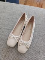 Caprice Ballerinas 37 Leder beige Creme Hamburg-Nord - Hamburg Fuhlsbüttel Vorschau