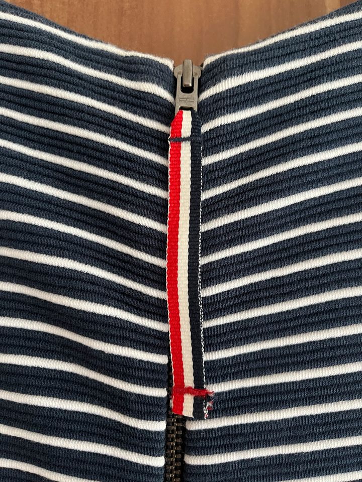 Original Tommy Hilfiger Kleid in Straelen