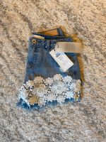 Only Shorts Hotpants gr 25 XS/S midblue mit Spitze Neu+Etikett Niedersachsen - Melle Vorschau