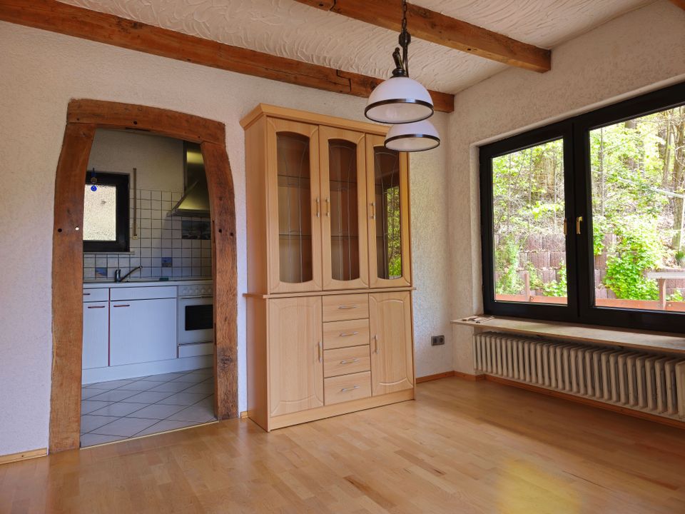 Einfamilienhaus in Hanglage mit hohem Wohnkomfort in Neidenfels (Pfalz)