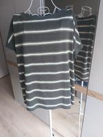 Ein moosgrünes Shirt Bremen-Mitte - Bahnhofsvorstadt  Vorschau