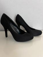 High heels 37 schwarz neu Nordrhein-Westfalen - Augustdorf Vorschau