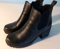 Stiefeletten Gr. 39 Schuhe schwarz Niedersachsen - Lachendorf Vorschau