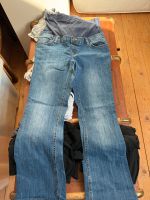 Umstandsmode Hosen Jeans 40/30 (6 Stück) Nordrhein-Westfalen - Rösrath Vorschau