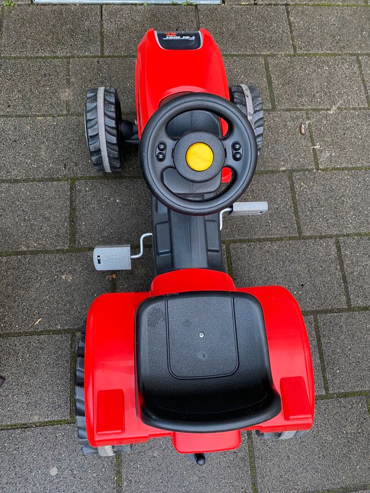 Rotes Traktorauto Spielzeug wie NEU, Geschenk in Bremen