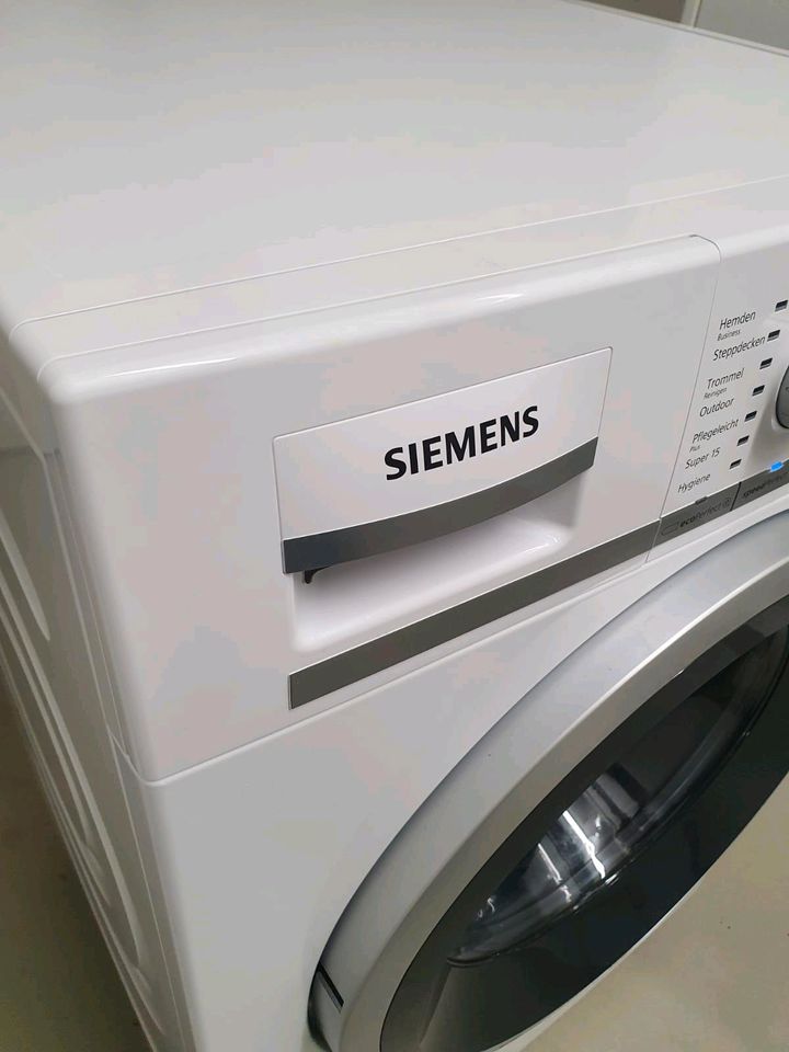 Siemens Waschmaschine 8kg A+++ in Sindelfingen