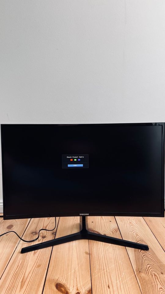Samsung Curved Monitor 27 Zoll in Berlin