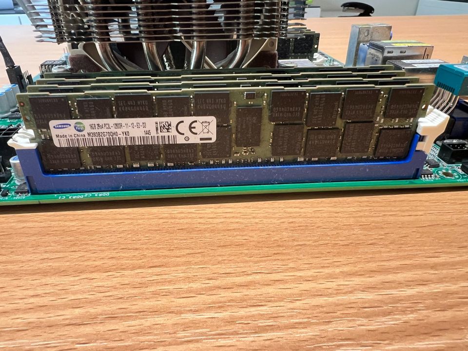 [PriceDrop] ASRock Mainboard mit 10 Kern Xeon CPU und 128Gb RAM in Bonn