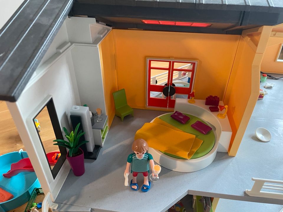 Playmobil 9266 Modernes Wohnhaus mit Etagenerweiterung in Ammersbek