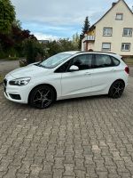 BMW 218 i Active Tourer Scheckheft gepflegt mit Anhängerkupplung! Baden-Württemberg - Willstätt Vorschau