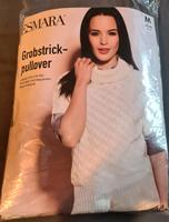 Grobstrickpullover Esmara Größe 40/42 Weiß Brandenburg - Bernau Vorschau