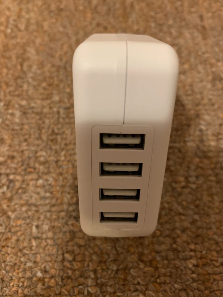Tekmee USB Strom Adapter in Gleichen