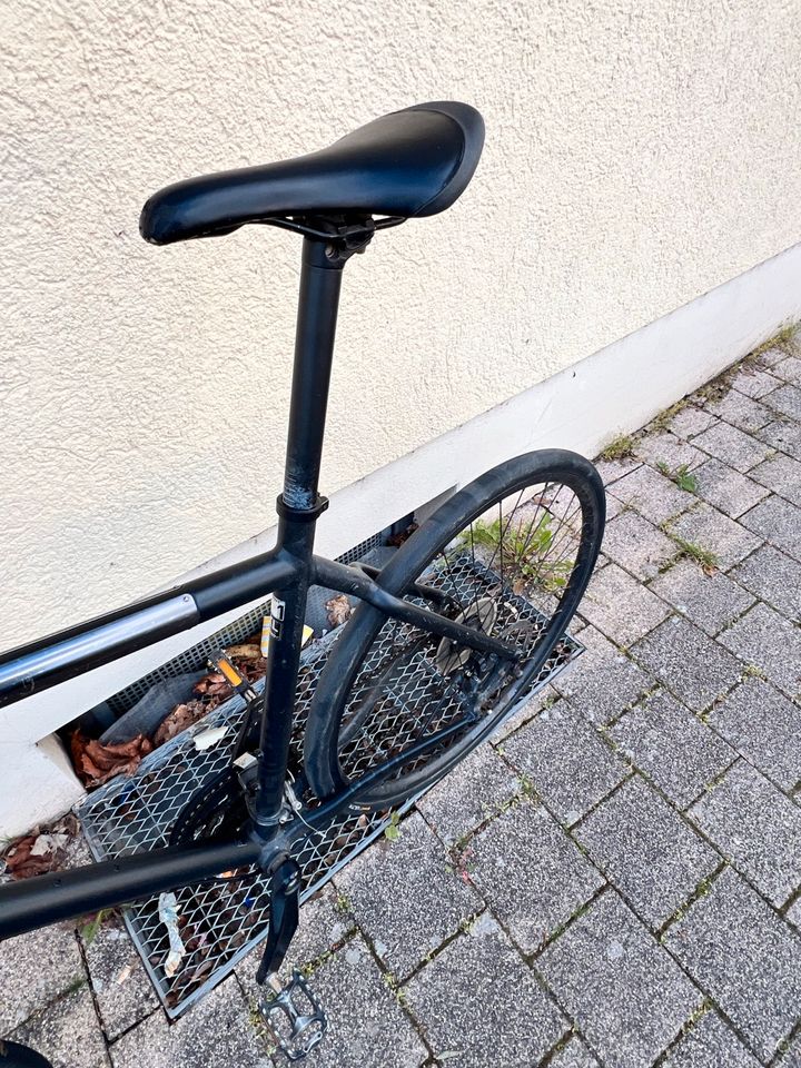 Giant XL Hybrid Rennrad / Bike / Fahrrad 28“ in Dillingen (Saar)