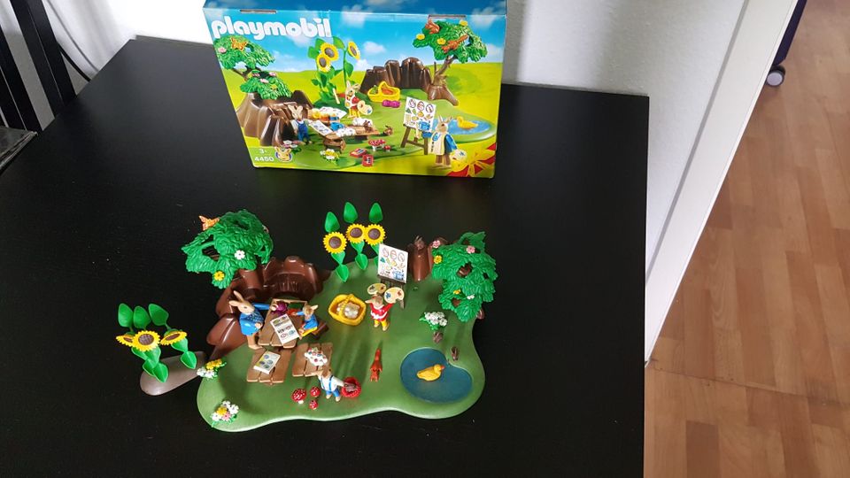 Osterhasenschule von Playmobil in Dresden