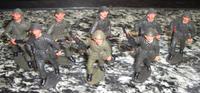 8 DDR Effelder Spielzeug NVA Figuren Soldaten GST Masse Hessen - Dautphetal Vorschau