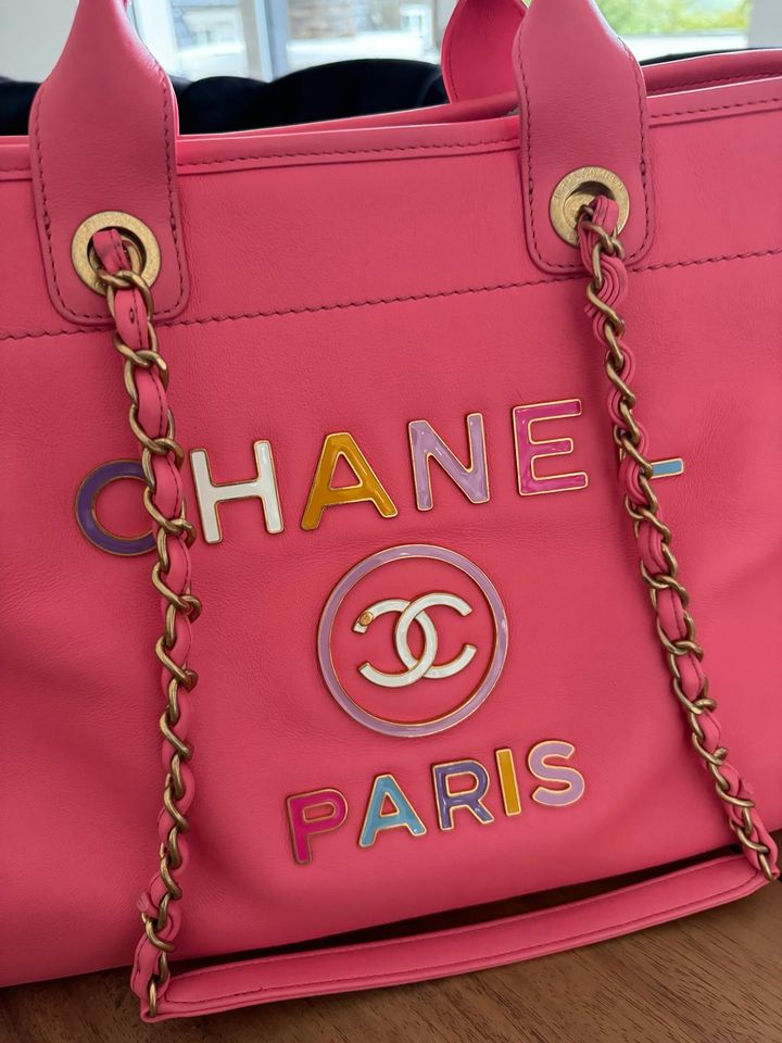 Chanel Deauville Leder pink rosa bunt HW Antikgold Fullset in Kelkheim