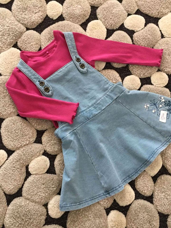 Next Latzkleid + Langarm Shirt , 1 - 1,5  Jahre in München