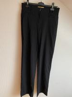 ausgefallene Biba Hose schwarz Gr. 38 mit kleinem Muster Streifen Nordrhein-Westfalen - Bünde Vorschau