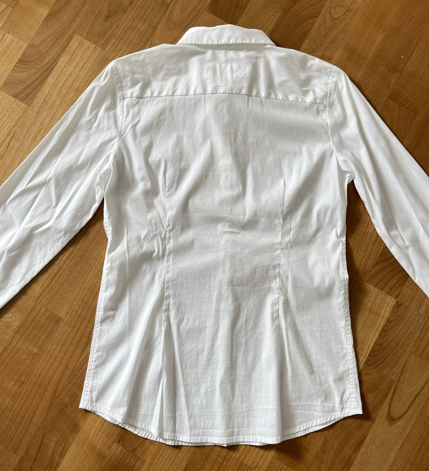 Damen Bluse von EMILY VAN DEN BERGH - Gr.38 in München