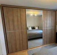 Schlafzimmerschrank von Höffner mit einem Spiegel Berlin - Dahlem Vorschau