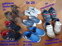 Schuhe Gr. 25 - gefütterte Stiefel, Turn- & Hausschuhe Bayern - Eichenau Vorschau