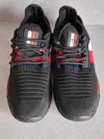 Tommy Hilfiger Sneaker schwarz NEU Hessen - Weilburg Vorschau
