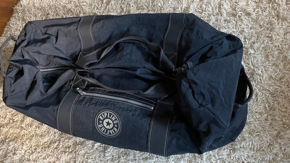 Kipling Reisetasche mit Rollen schwarz in Schutterwald