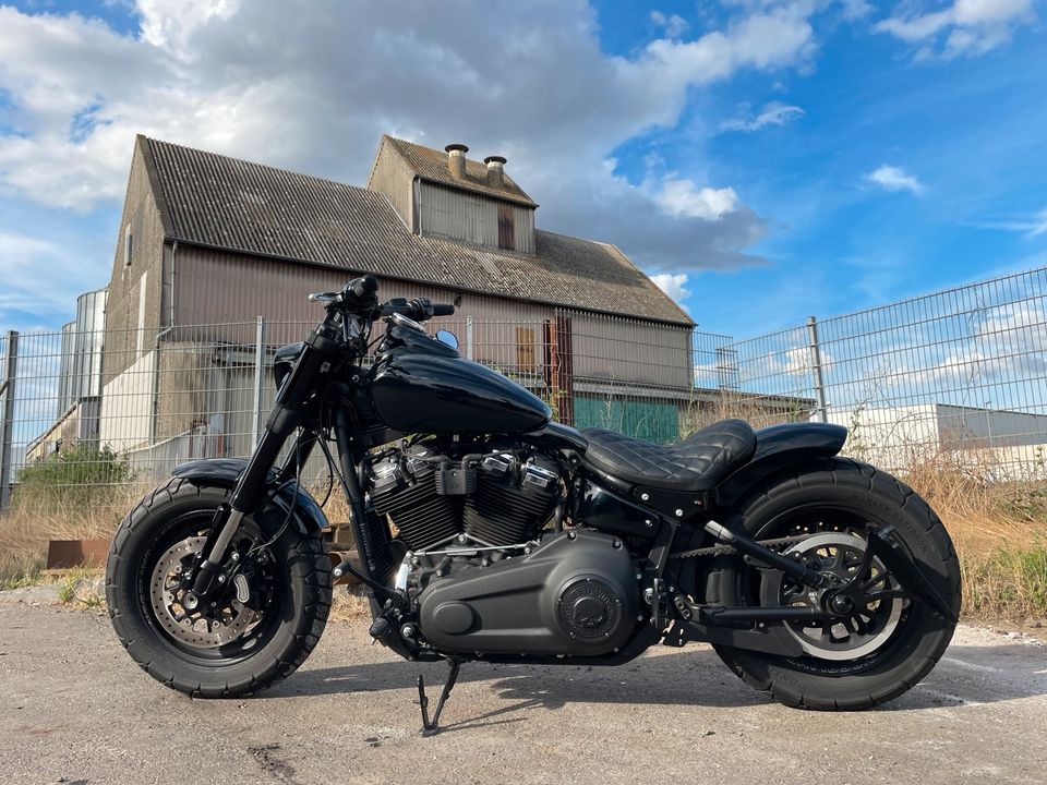 Harley Davidson Fat Bob 114 Softail in Weilerswist