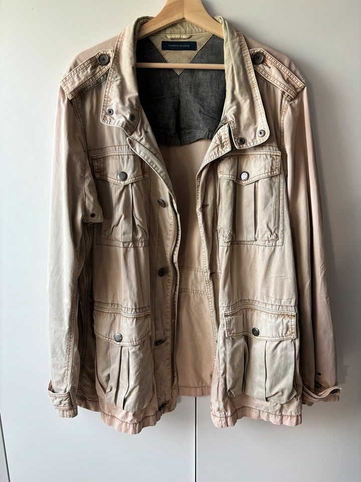 Hilfiger Parka beige XXL in Pforzheim