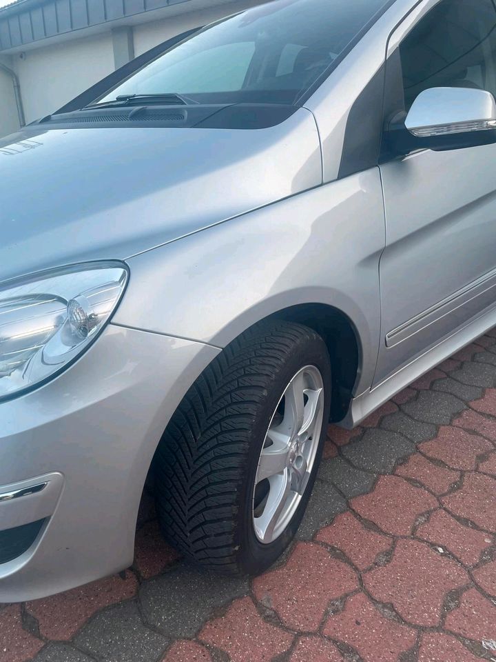 Mercedes-Benz B 180 CDI Diesel TÜV NEU in Henstedt-Ulzburg